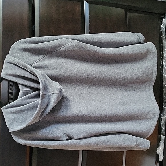 Athletic works extra large 16-18 full zip medium gray hoodie - Picture 7 of 7